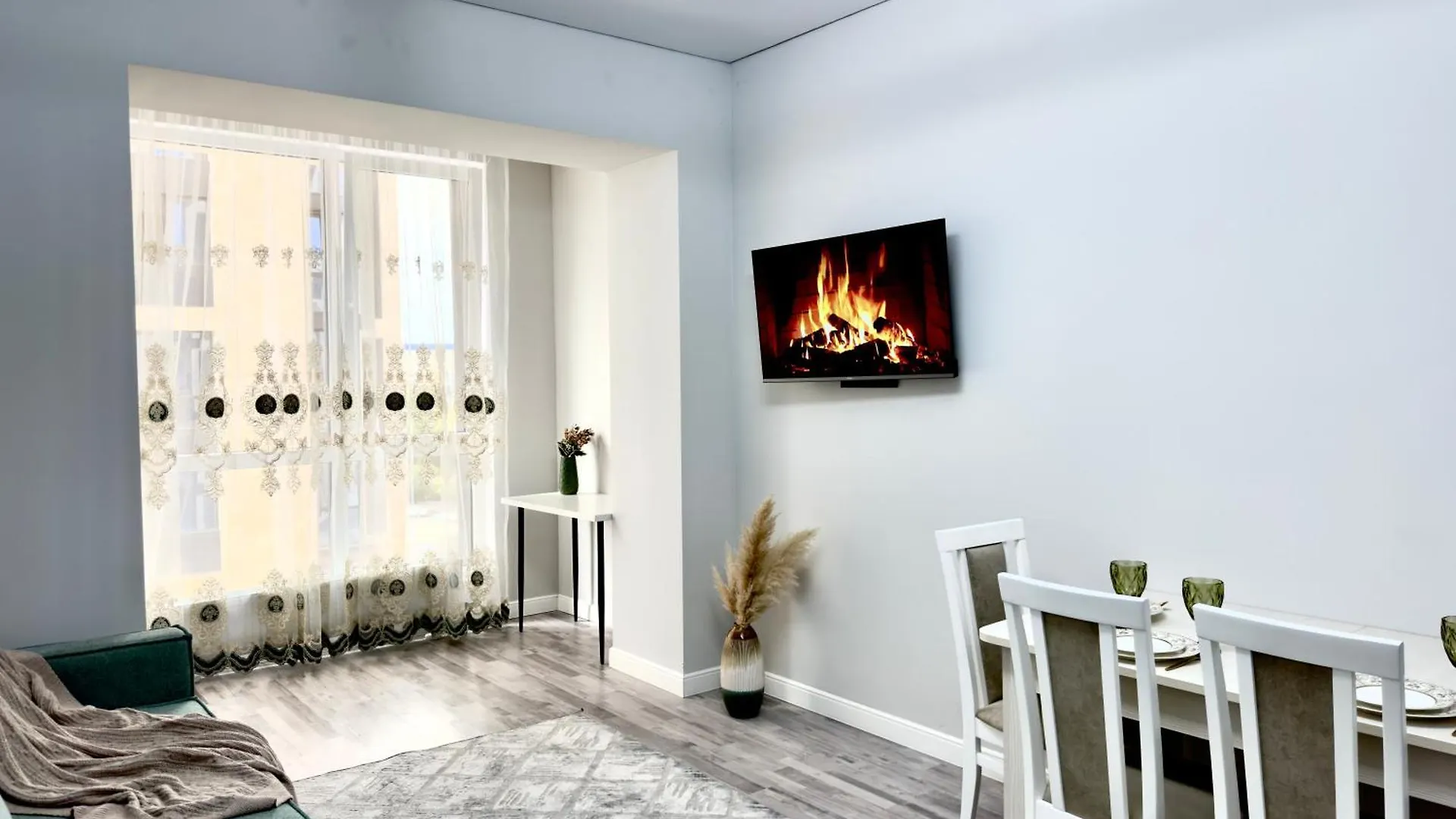 Comfort City, Lux Apartments Алматы