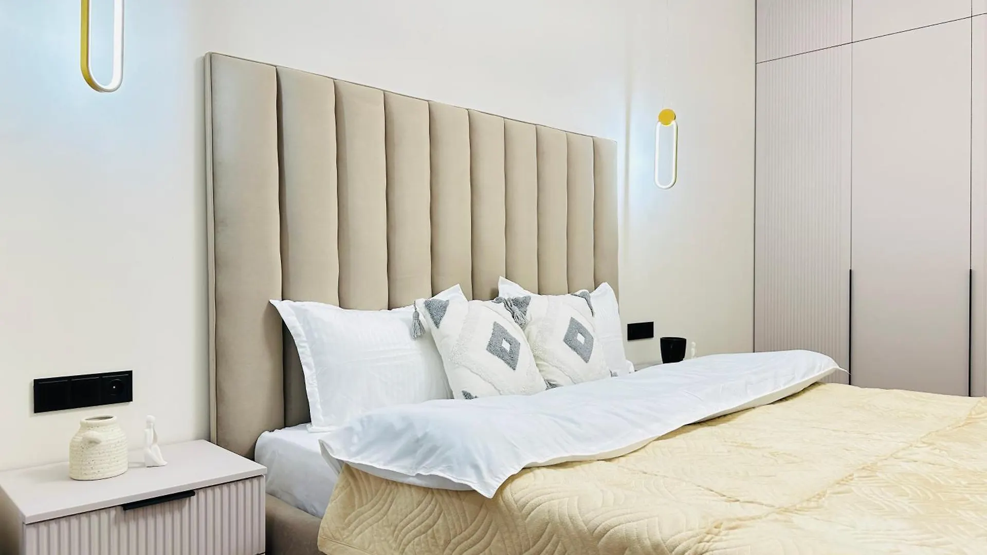 Comfort City, Lux Apartments Алматы