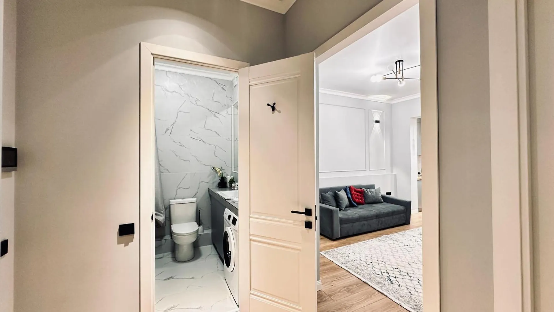 Comfort City, Lux Apartments Алматы 0*,