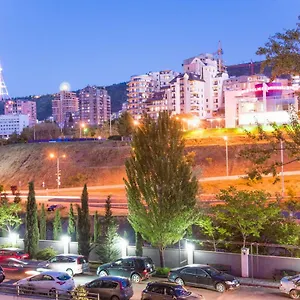 https://tbilisi-apartment-tbilisi-0179.alltbilisihotels.com