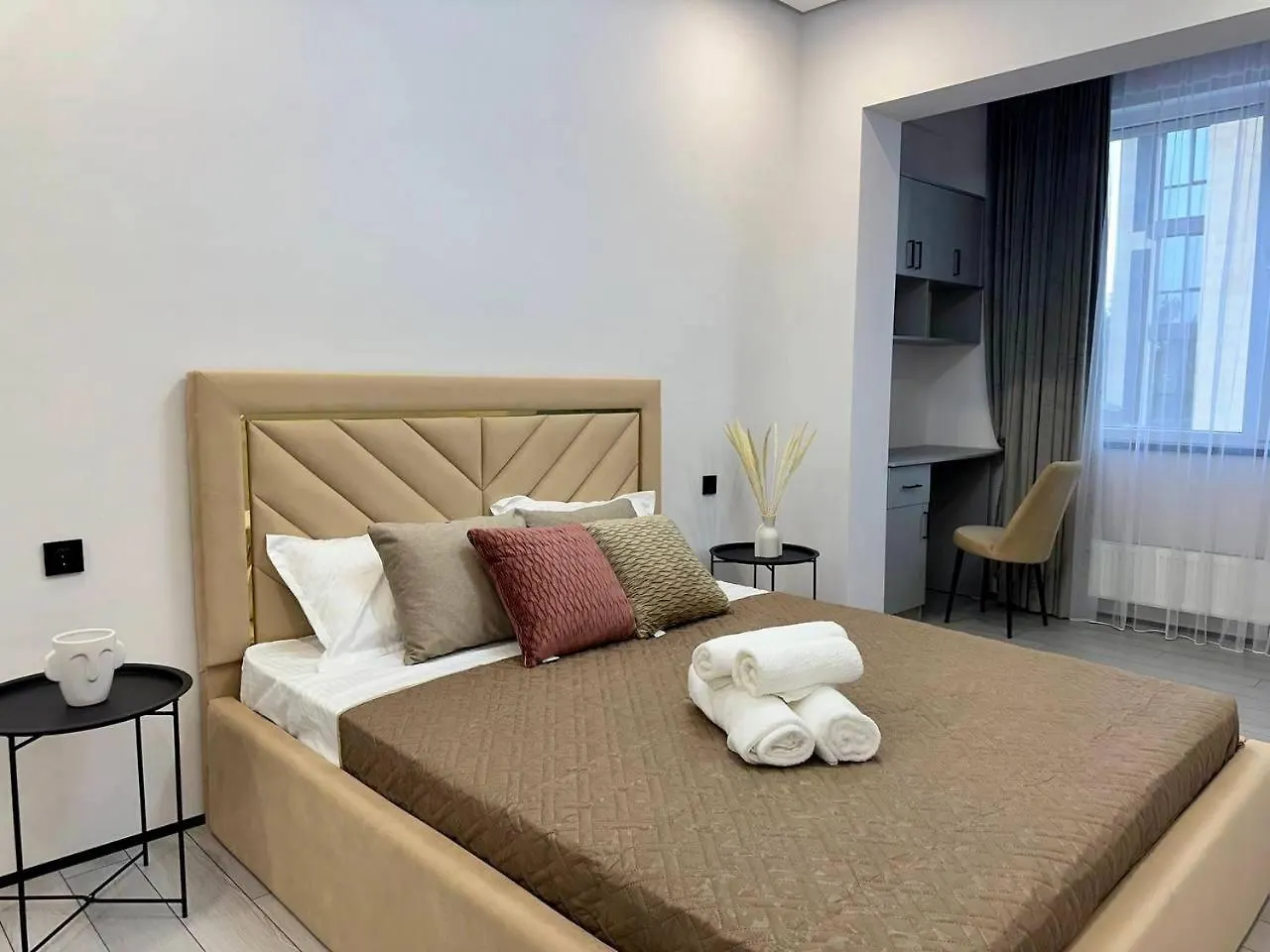 Comfort City, Lux Apartments Almaty