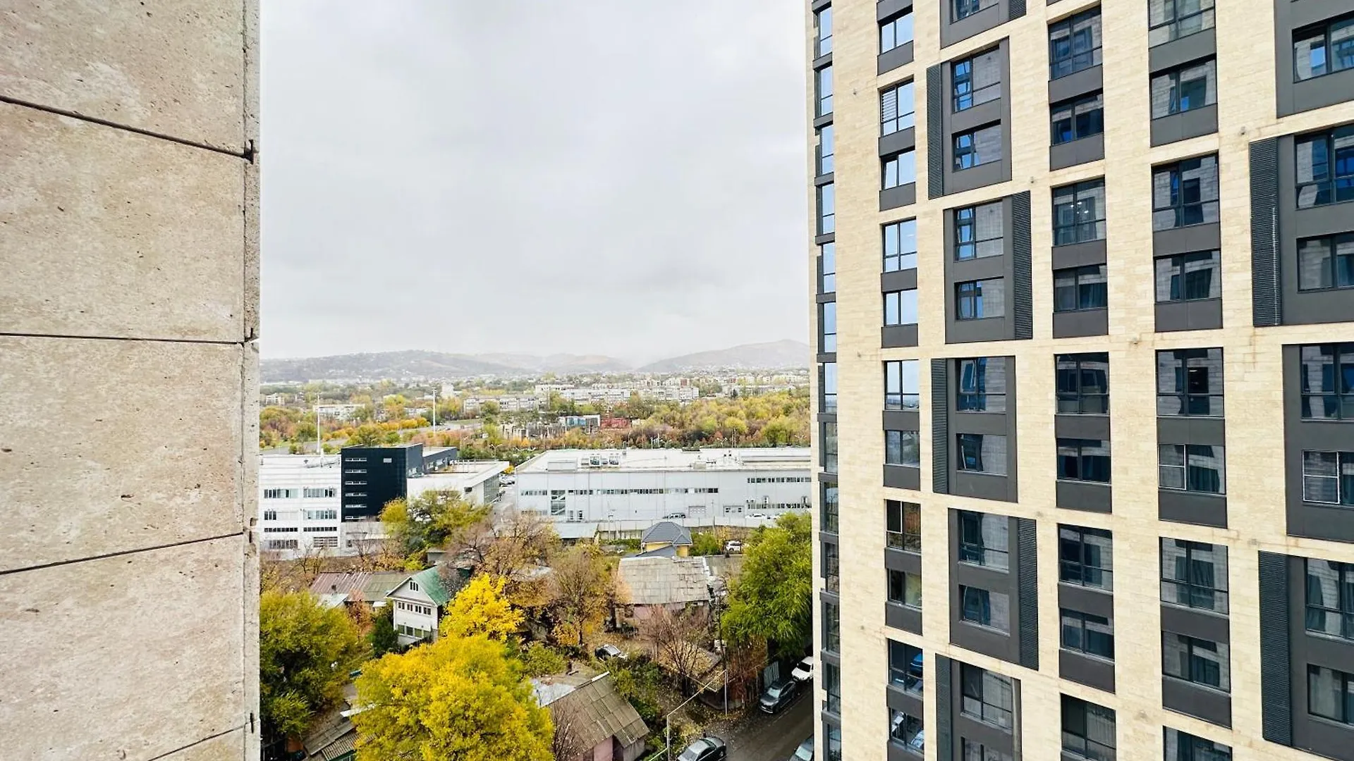 Comfort City, Lux Apartments Almaty 0*,  Kazakhstan